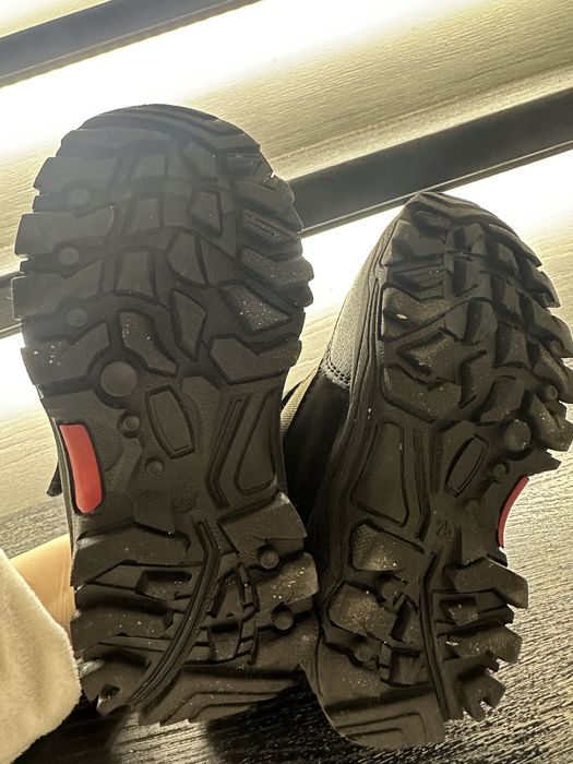 Взуття черевики чоботи на хлопчика