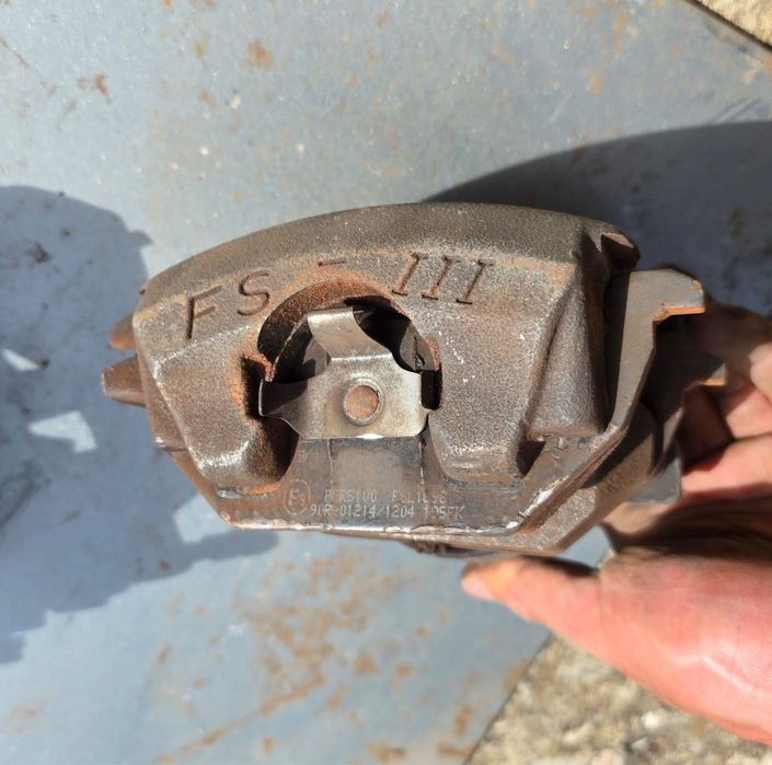 Vendo bombas / pincas travao seat ibiza