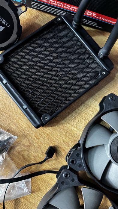 Cooler CPU Líquido AiO Corsair H75