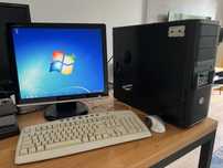 Zestaw komputer stacjonarny Core 2 Quad, monitor 19”, klawiatura