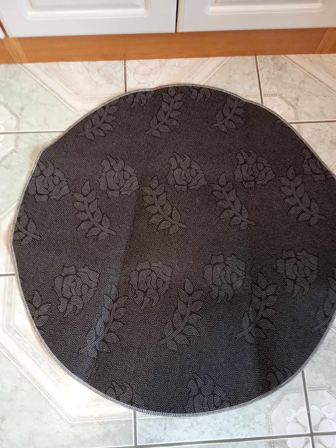 Nowy dywan okrągły 80 cm Papugi