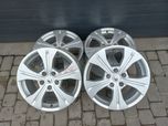 Oryginalne alufelgi 17" 5x114,3 Renault