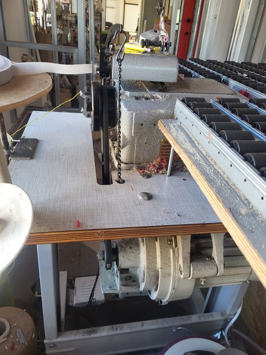 Maszyna do obszywania