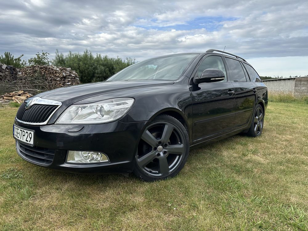 Skoda Octavia 1.8 benzyna 160 km, dodatkowo drugi komplet kół