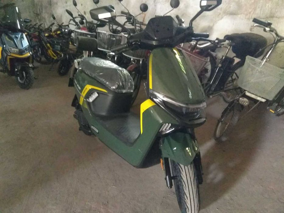 Електроскутер Спарк 400 ват