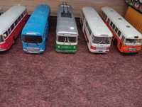 Sprzedam kolekcję autobusów 1/72