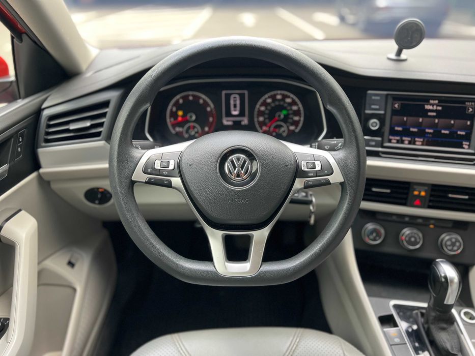 Volkswagen Jetta 2019