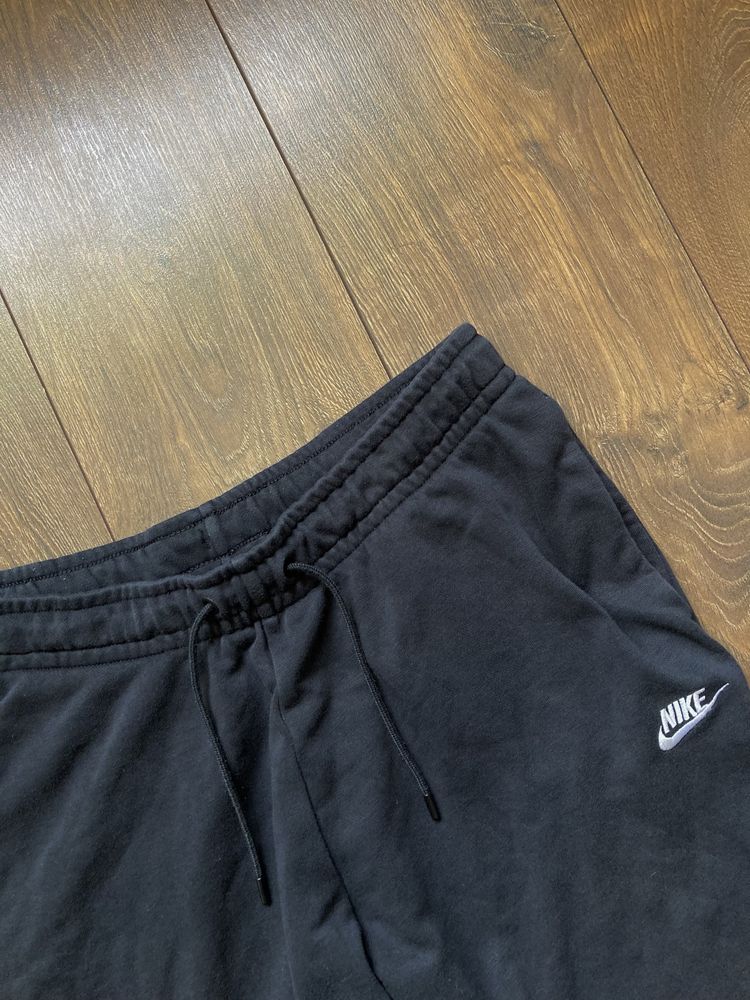 Штани Nike Basic Relax Sweatpants «Black»