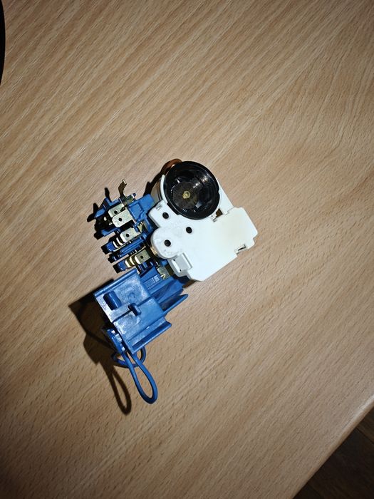 Компрессор холодильника