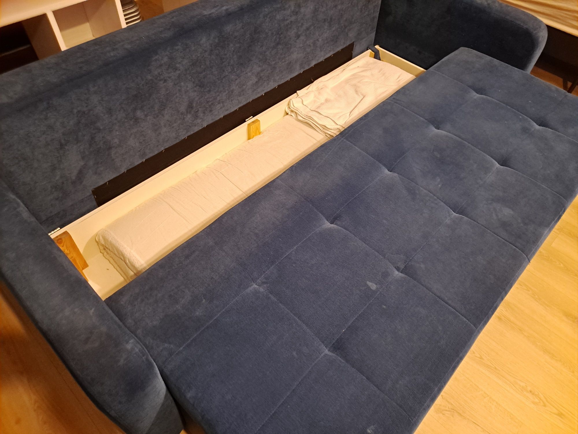 Sofa Kanapa 3os rozkładana z pojemnikiem na pościel