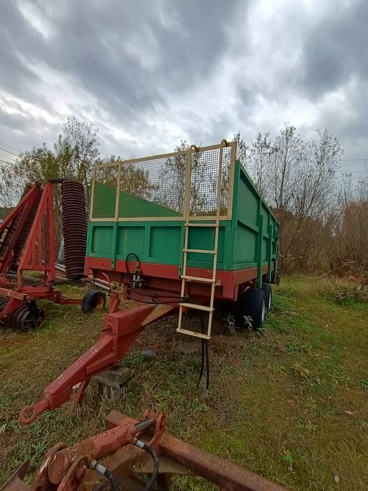 Rozrzutnik obornika 8t