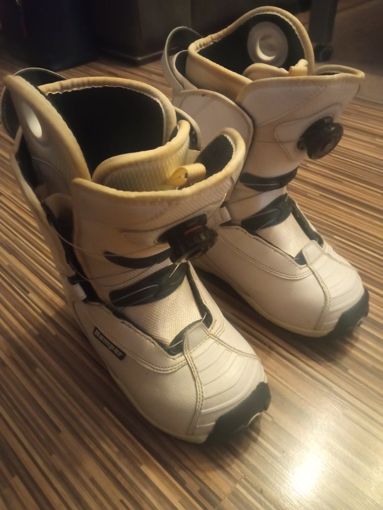 Buty snowboardowe 37