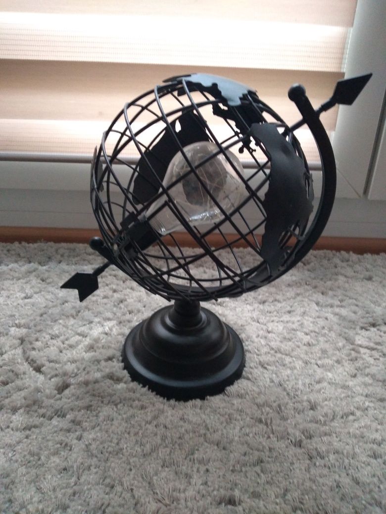 Lampka    globus