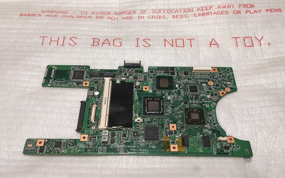 Материнская плата – Medion Akoya S5612 "(67M6F011C1)" Pentium SU4100