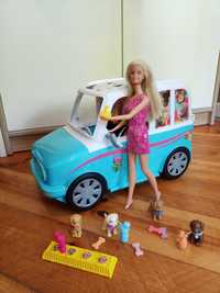 Wakacyjny pojazd piesków, czyli Barbie na urlopie