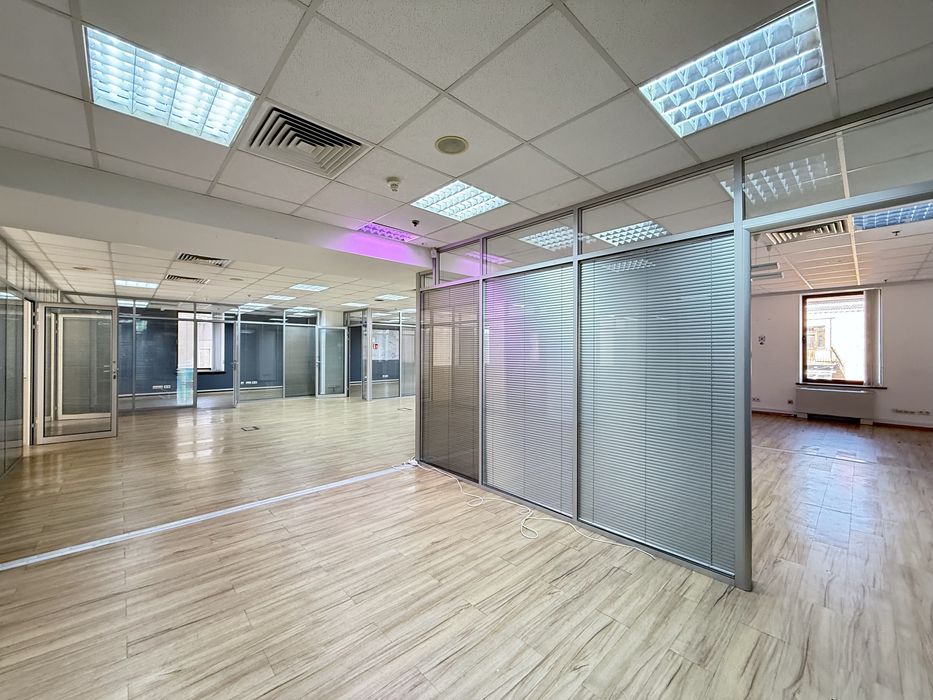 Здам Без%‼️Офіс з ремонтом.ул.Б.Хмельницького,Золоті Ворота,Театральна