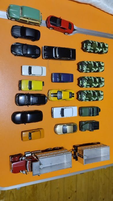 Продаю модельки 1.43