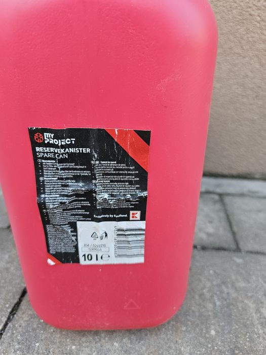 Nowy kanister plastikowy 10 l