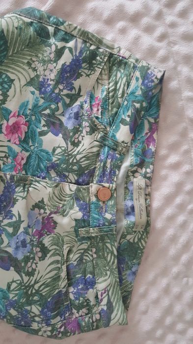 Calça Skinny novas-Lefties