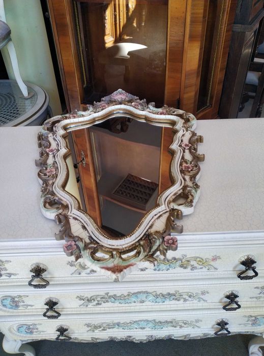 Francuska komoda Ludwik ecru z lustrem