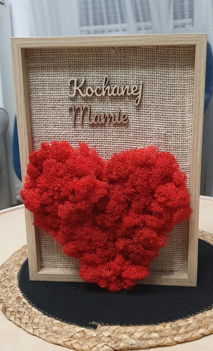 Prezent dla Mamy dzień mamy matki serce z mchu