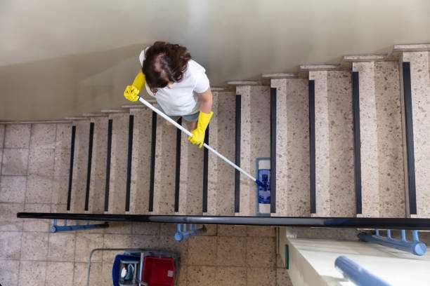 Limpeza de Escadas e Áreas Comuns – Orçamento Sem Compromisso"