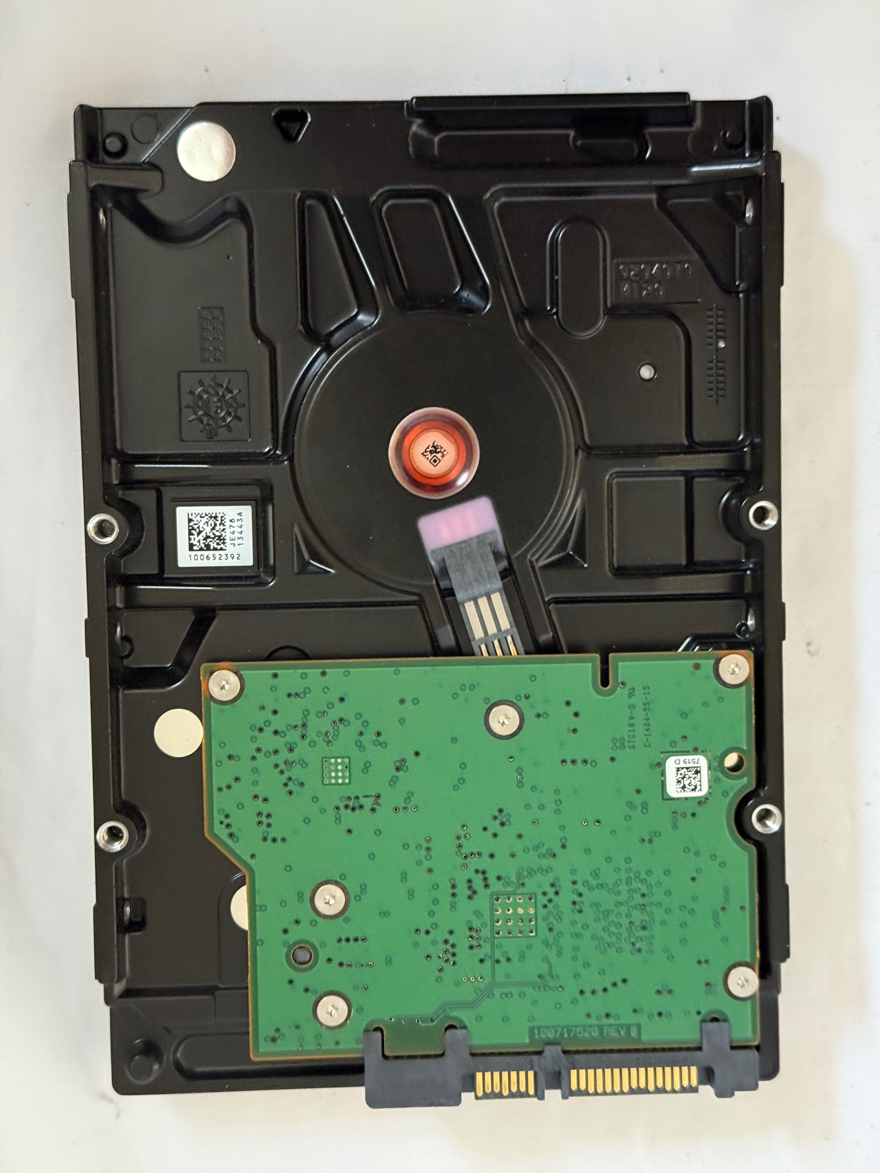Dysk twardy HDD Seagate ST1000VX000 | FW CV12 | 1TB SATA 3,5"