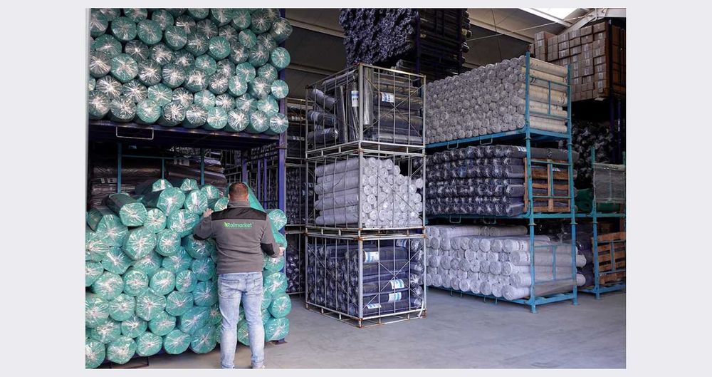 Agrowłóknina biała okryciowa wiosenna 1,6x100m 23g WŁÓKNINA zimowa