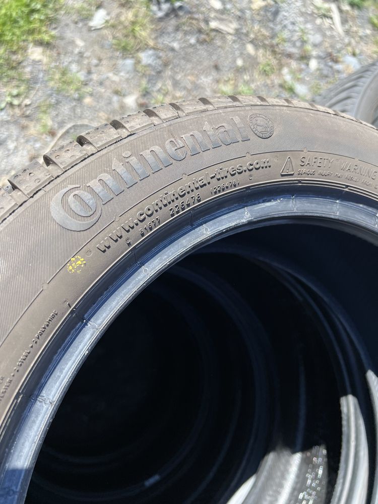 4xopona zimowa CONTINENTAL w rozmiarze 195/50 R16