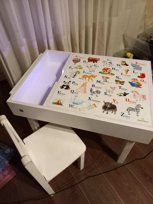 Столик дитячий зі стільцем