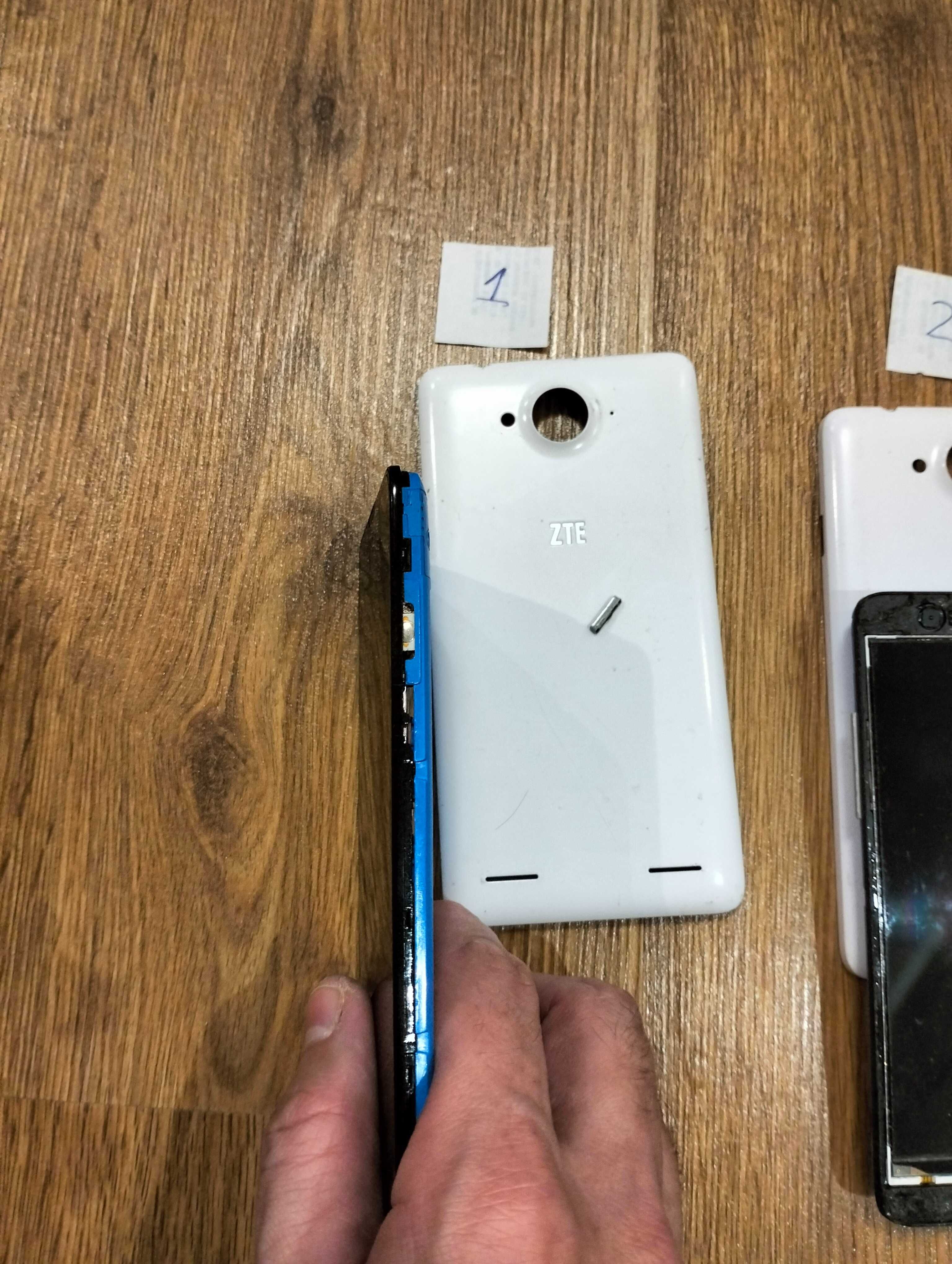 телефон zte v5 redbull