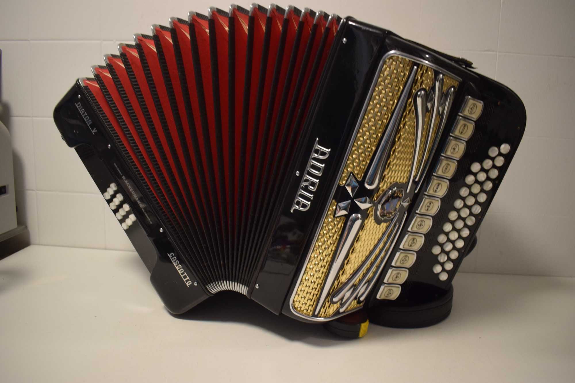 Concertina Adria Diaton V 5 Voz ,