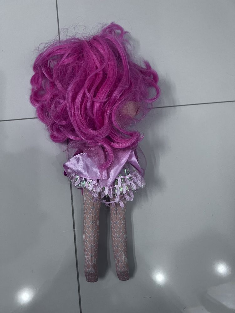 Lalka NaNaNa różowe włosy