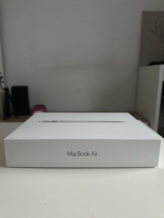 MacBook Air 13” (Early 2015) – lekki, niezawodny i gotowy do pracy