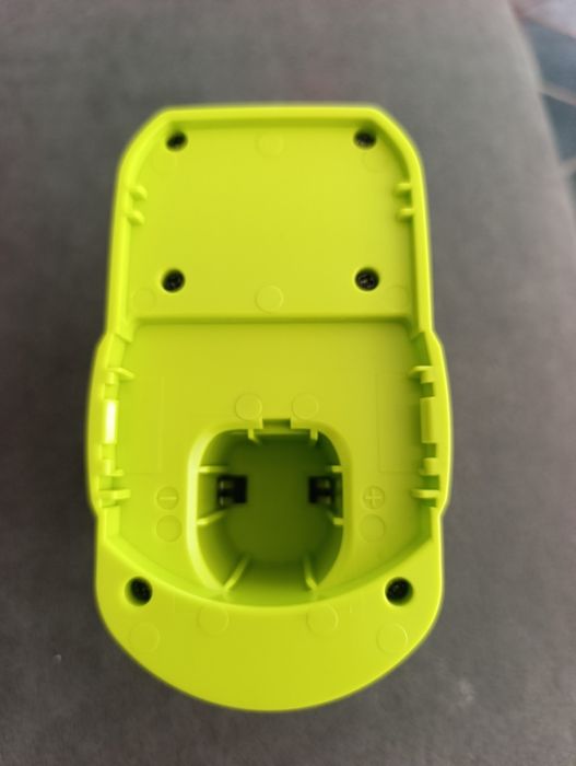 Przetwornica kompatybilna z Ryobi 200W 230V 18V. Nowa