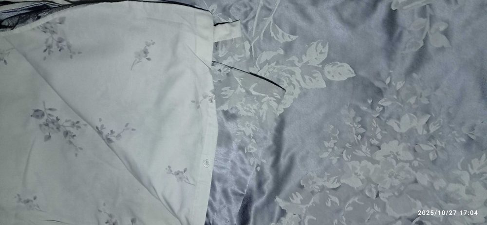 Постільна білизна