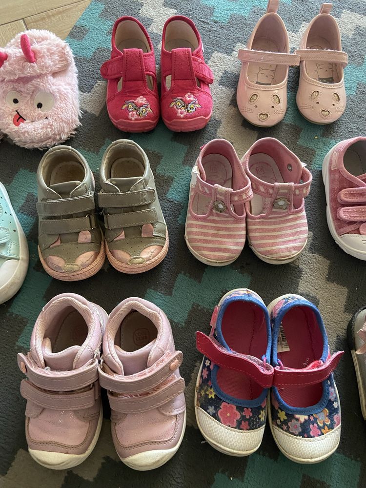 Buty, półbuty, buciki, pantofelki, baletki, kalosze, 21, 22, 23