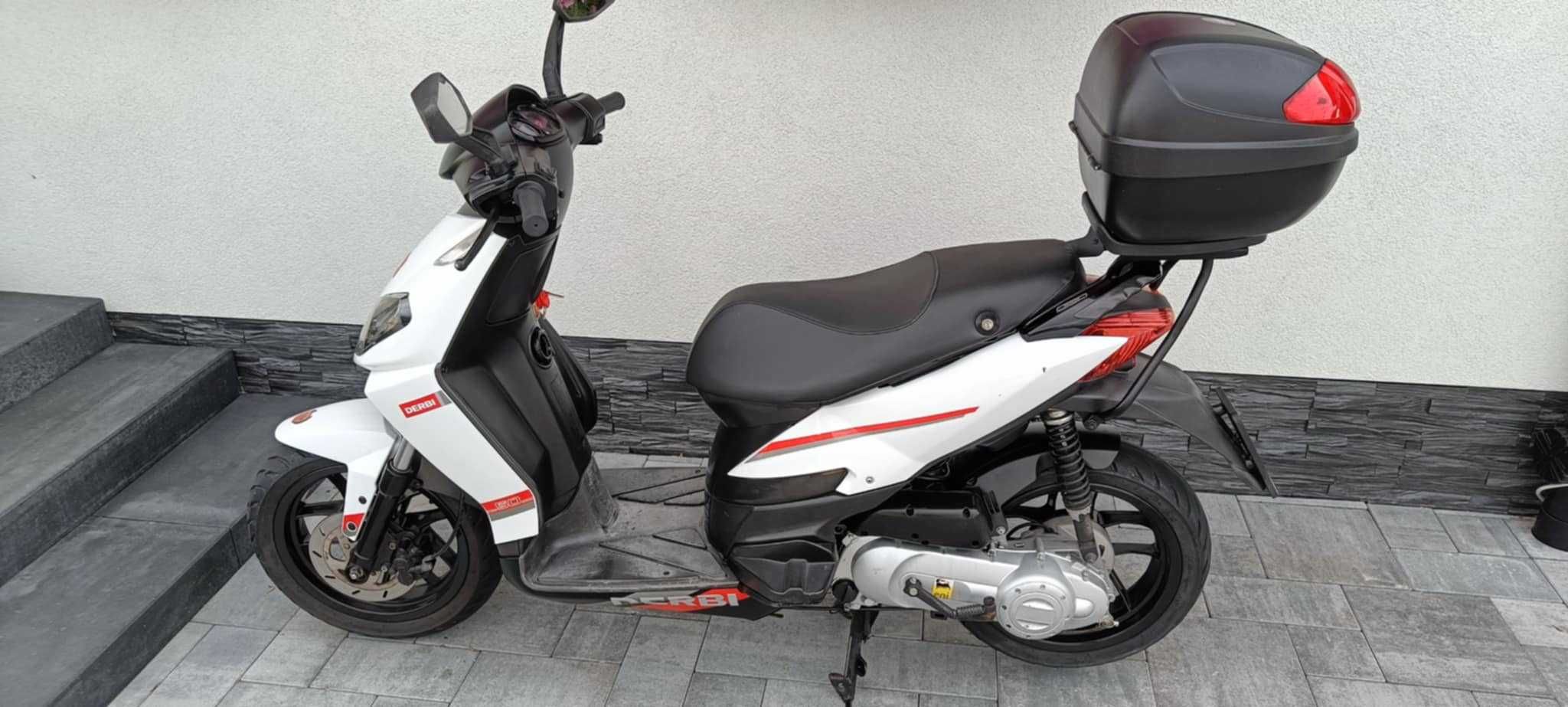 Skuter Derbi Variant 50 Sport 2T, Aprilia .2014 z Austrii