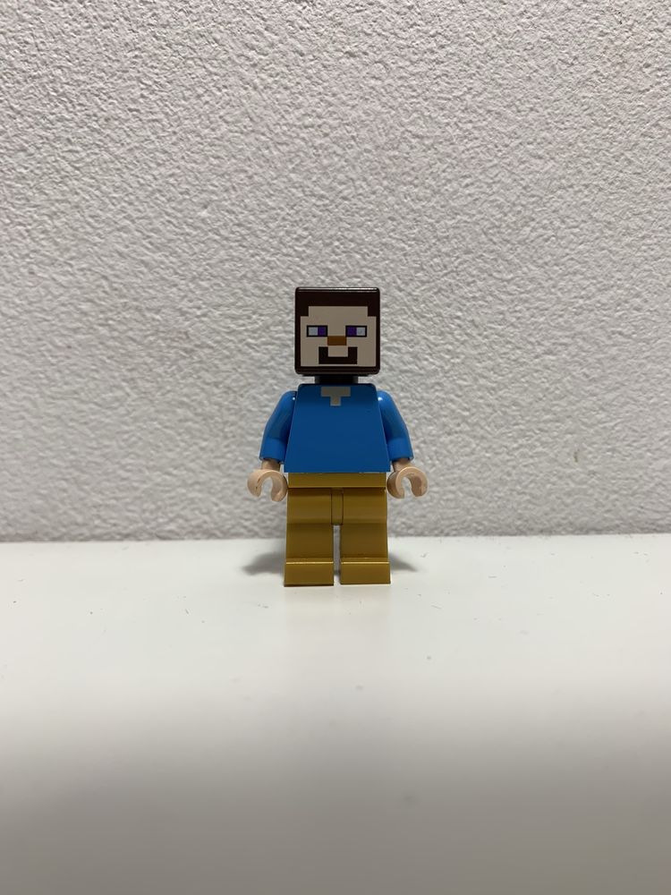 Lego minecraft steve wersja ze złotymi nogami min074