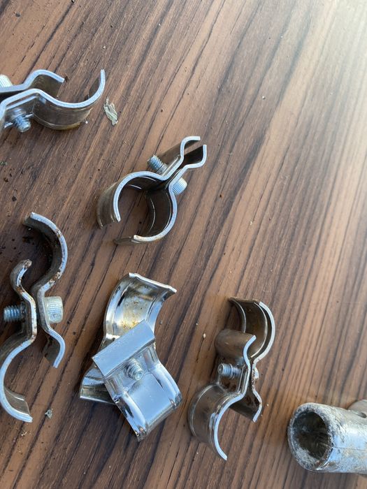 Akcesoria do mocowania rur, barierek, poręczy, regału rurkowego 25 mm