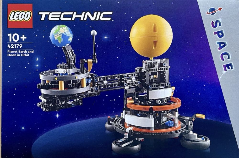 Lego Technic 42179 Planet Earth