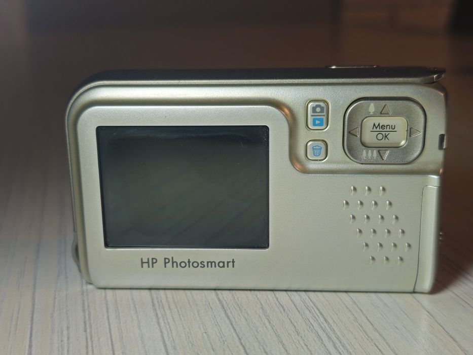 Aparat Cyfrowy HP Photosmart E427