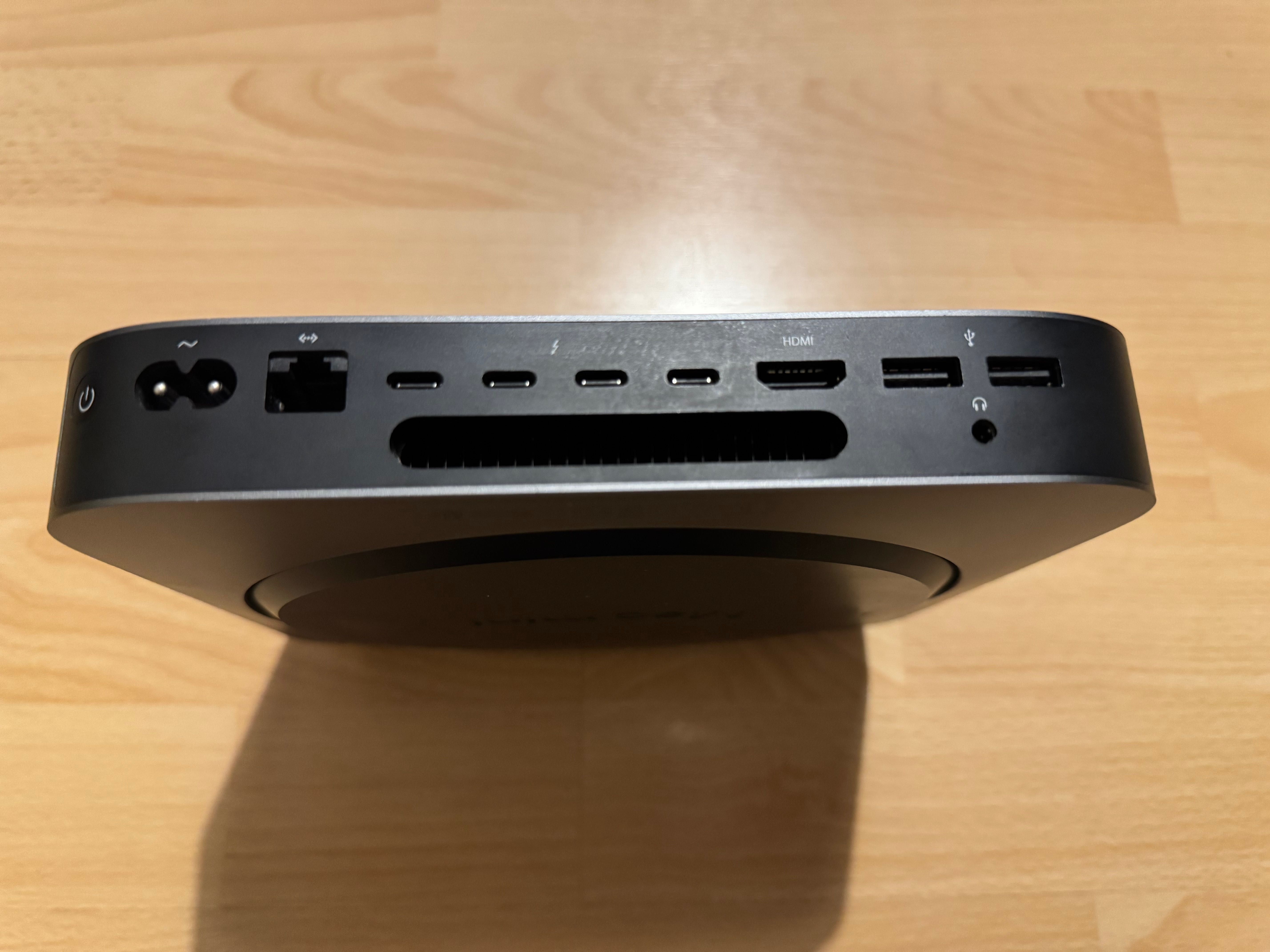 Mac mini 2018р / Core i7 / 64 GB RAM / 512 GB SSD + Luna display