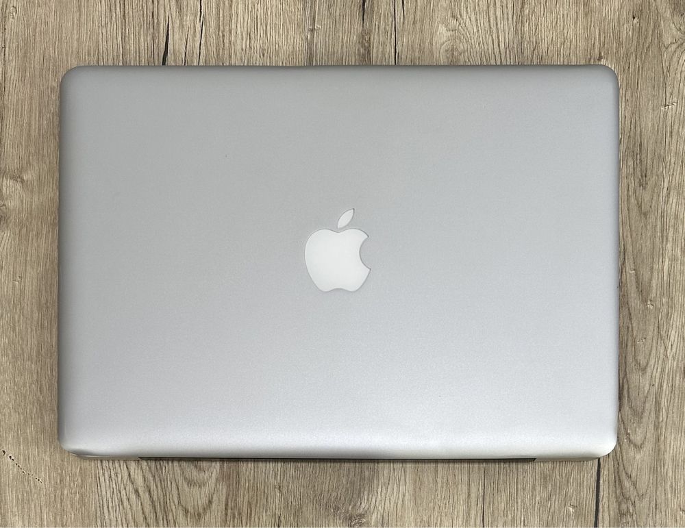 Apple MacBook Pro 13" 2012р i5/4/512gb Silver ідеальний стан 185$