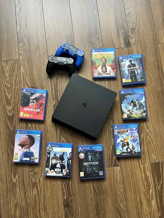 Ps4 500gb stan bardzo dobry w zestawie 2 pady,gry,całe okablowanie