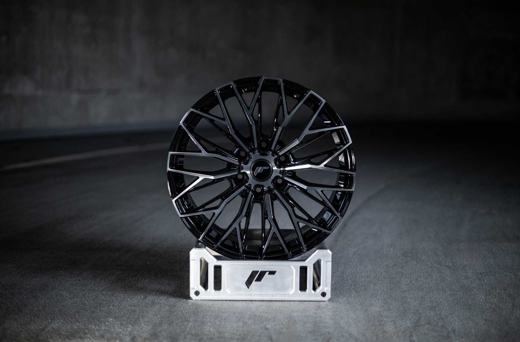 Felgi Japan Racing JRX12 20" 9J 20x9" ET20 6x114,3 6x139,7