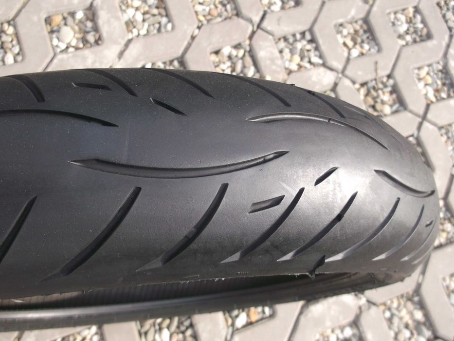 opona 120/70ZR17	58W Metzeler Roadtec z8 interact dot4714 2,8mm