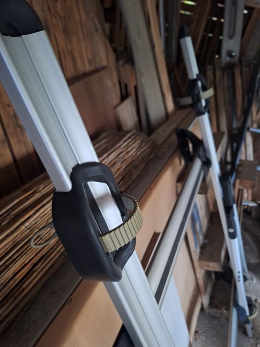 Bagażnik na dach na dwa rowery