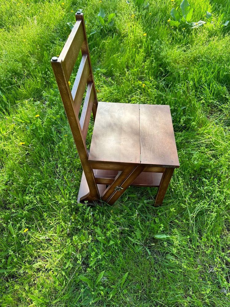 Стул лестница стілець з дерева