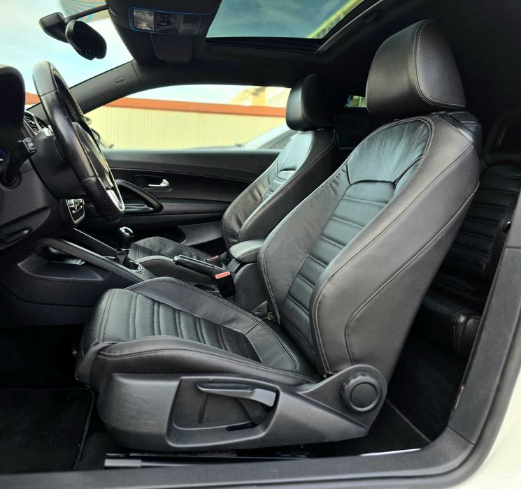 VOLKSWAGEN SCIROCCO 2.0TDI 140CV